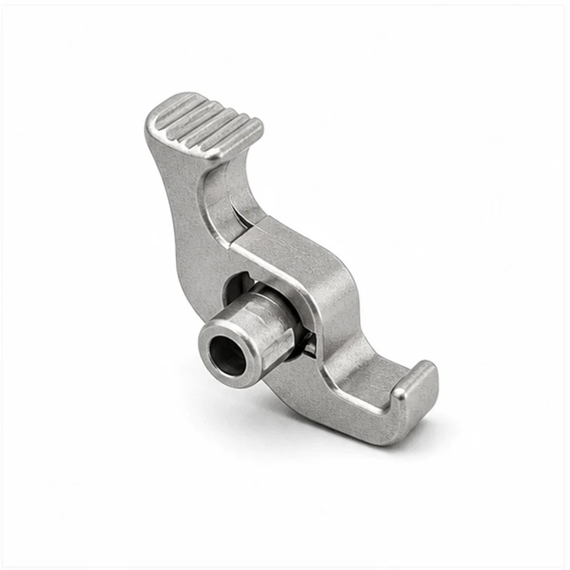 MIM laparoscopic handle latch